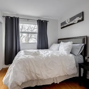  Apartment Eglinton West Guest Canada